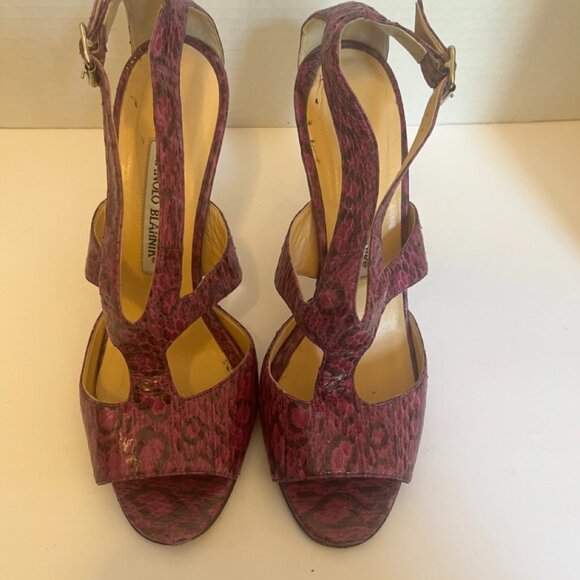 Manolo Blahnik Purple Snakeskin Peep Toe Ankle Strap Sandals EU 37.5 / US 7.5 - Picture 1 of 8
